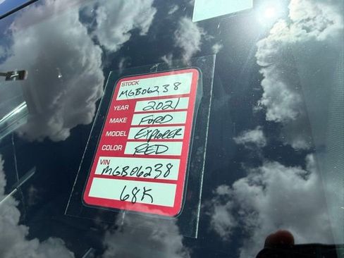 Used 2021 Ford Explorer Limited RWD image 5