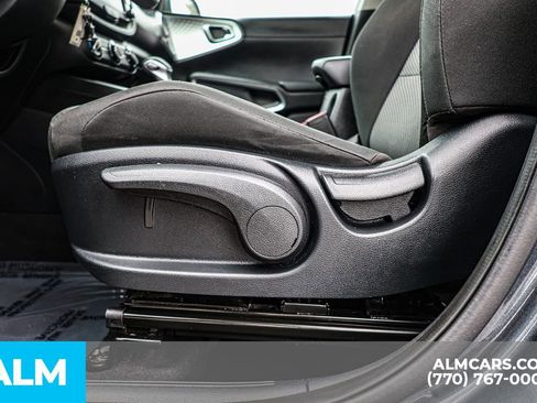 Used 2024 Kia Soul LX w/ Option Group 015 image 25