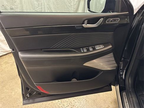 Used 2024 Hyundai Palisade Calligraphy image 26