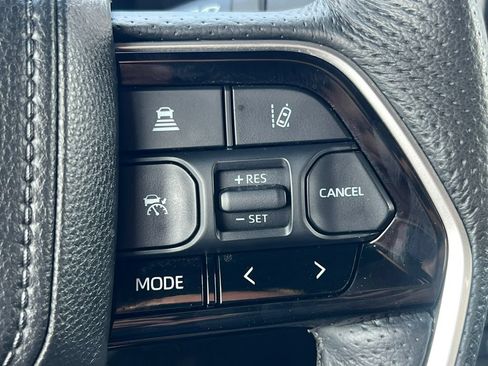 Used 2023 Toyota Tundra Platinum w/ Advanced Package AWD/4WD image 29