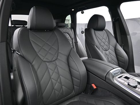 New 2025 BMW X5 xDrive40i w/ Parking Assistance Package image 21