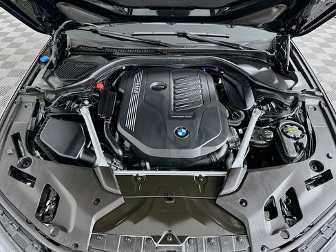 Certified 2023 BMW 540i w/ M Sport Package image 31