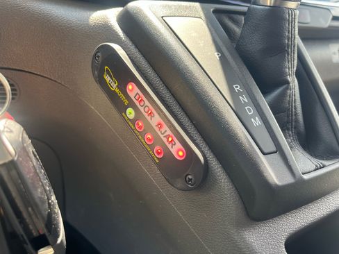 Used 2024 Ford Transit 350 XLT image 37