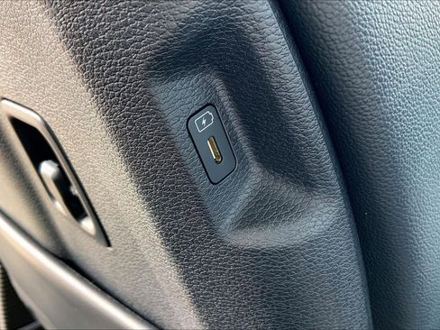 Used 2023 Kia Sportage SX image 33