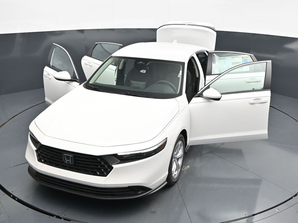 Used 2026 Honda Accord LX image 40