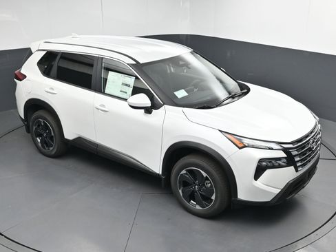 New 2026 Nissan Rogue SV image 20