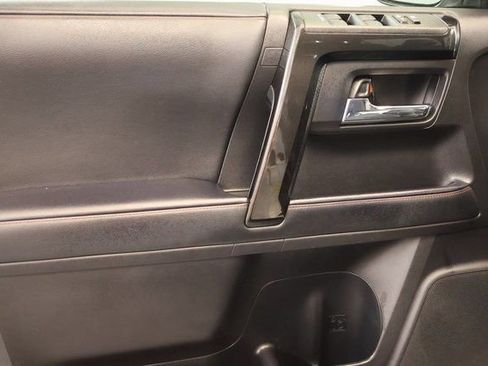 Used 2021 Toyota 4Runner TRD Off-Road Premium image 8