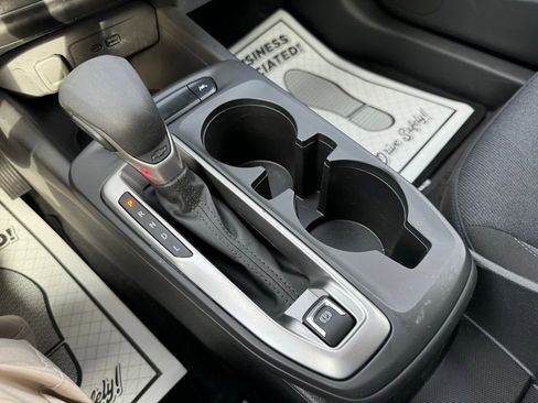 Certified 2025 Chevrolet Trax LS image 20