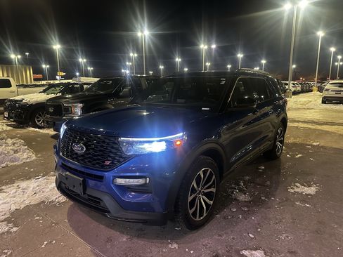 Certified 2021 Ford Explorer ST w/ Equipment Group 401A image 4