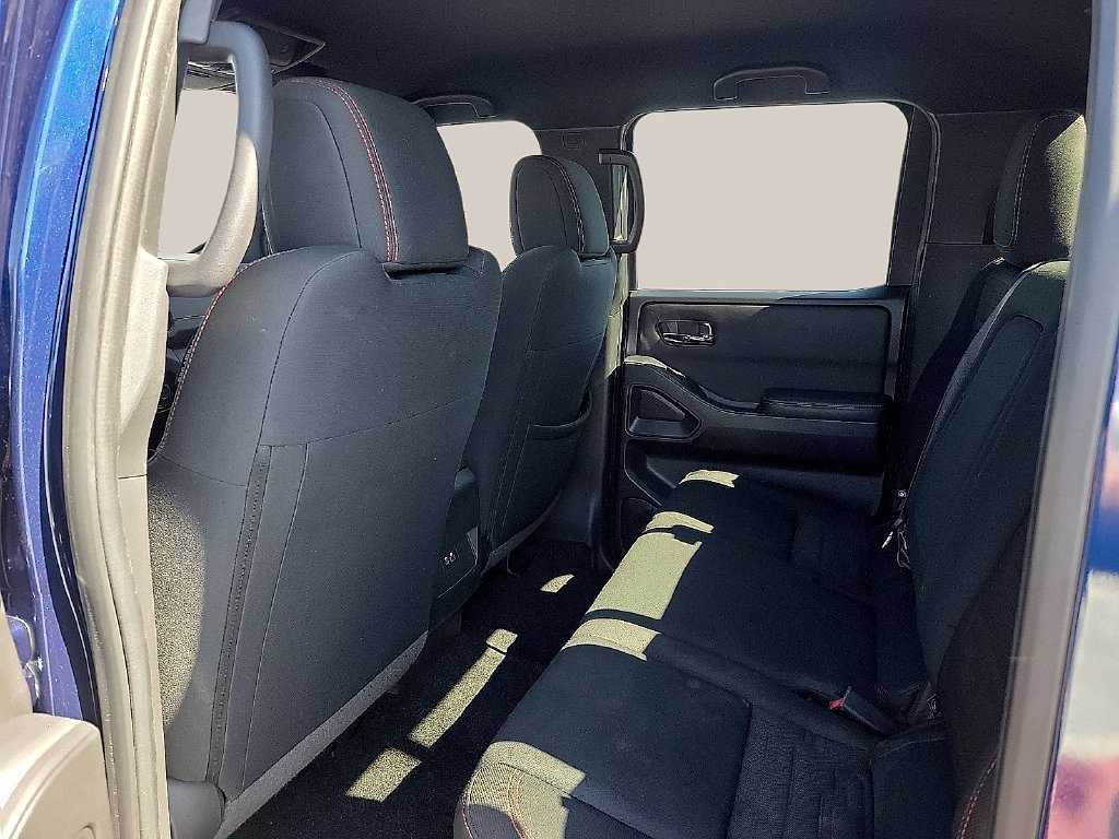 Used 2023 Nissan Frontier PRO-4X w/ Tow Package AWD/4WD image 8