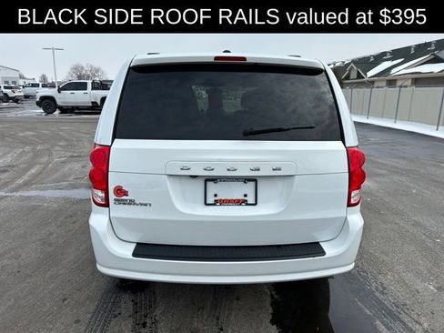 Used 2018 Dodge Grand Caravan SXT w/ Blacktop Package image 5
