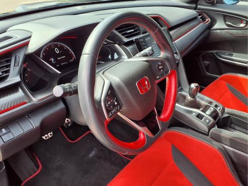 Used 2019 Honda Civic Type R image 16