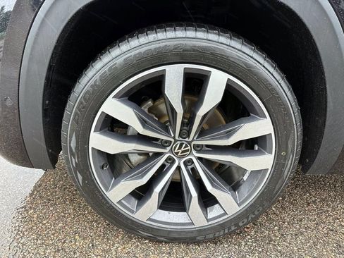Used 2021 Volkswagen Atlas Cross Sport SEL Premium R-Line AWD/4WD image 7