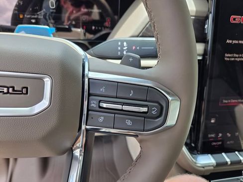 New 2026 GMC Yukon XL Denali AWD/4WD image 34
