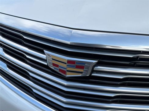 Used 2017 Cadillac XT5 Premium Luxury image 9