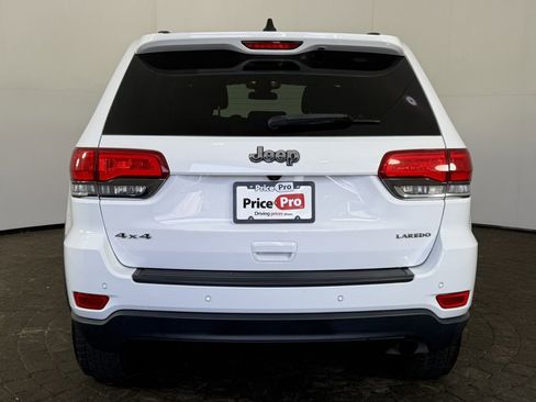 Used 2019 Jeep Grand Cherokee Laredo AWD/4WD image 6