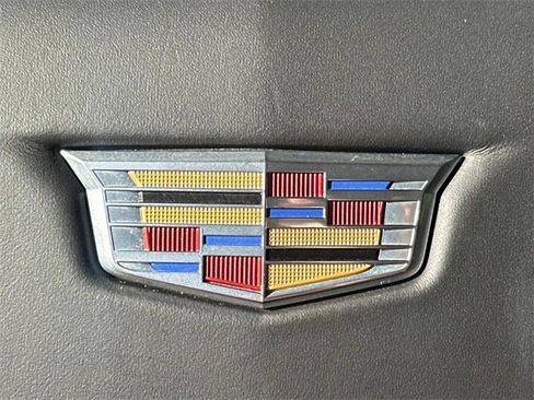 Certified 2023 Cadillac Escalade Premium Luxury Platinum w/ Heavy-Duty Trailer Package image 31