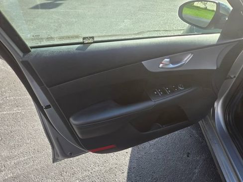 Used 2024 Kia Forte LXS FWD image 21