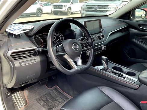 Used 2020 Nissan Altima 2.5 SR image 13