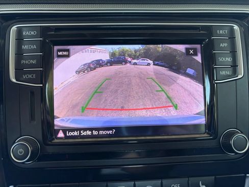Used 2019 Volkswagen Passat 2.0T Wolfsburg w/ Wheels & Sunroof Package FWD image 34