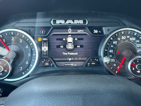 New 2026 RAM 1500 Express AWD/4WD image 22