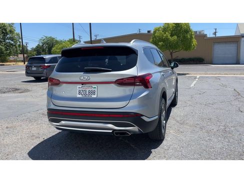Used 2022 Hyundai Santa Fe SEL w/ Convenience Package image 2