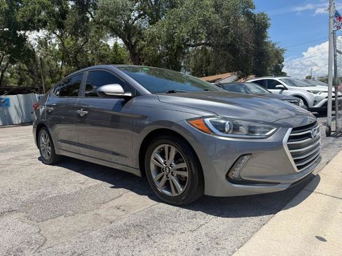 Used 2018 Hyundai Elantra Value Edition w/ Cargo Package FWD image 12