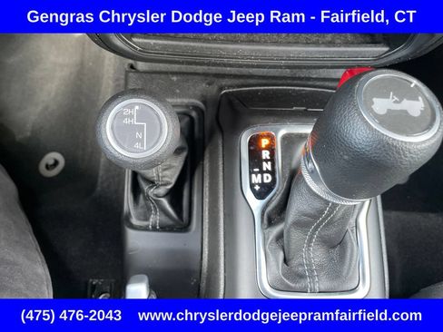 Certified 2025 Jeep Wrangler Unlimited Sahara AWD/4WD image 51