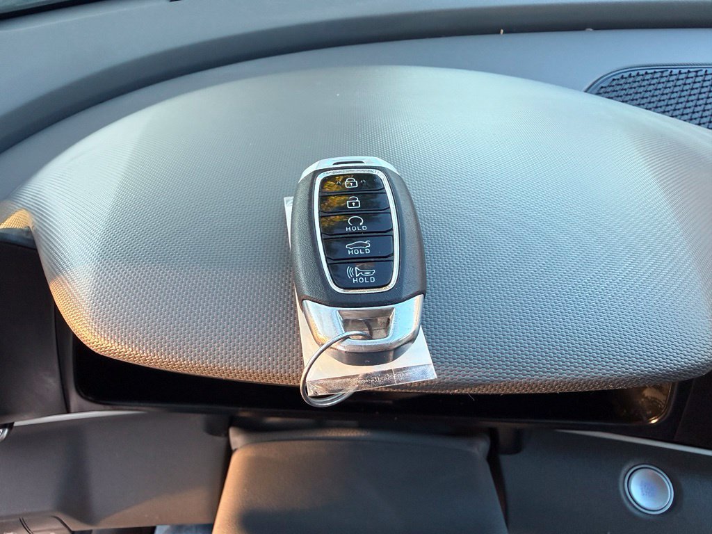 Used 2021 Hyundai Elantra SEL FWD image 33