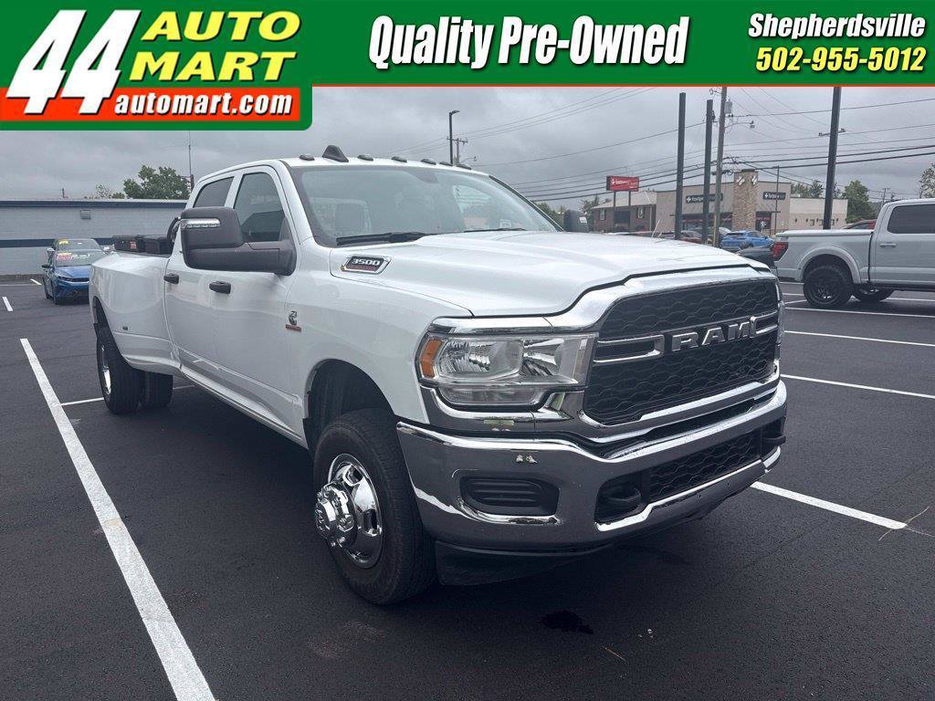 Used 2024 RAM 3500 Tradesman w/ Chrome Appearance Group AWD/4WD image 1
