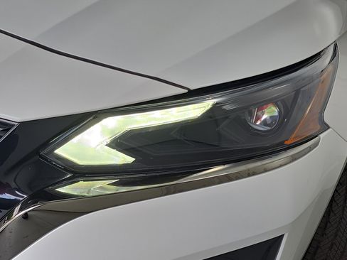 New 2025 Nissan Altima 2.5 SR image 29