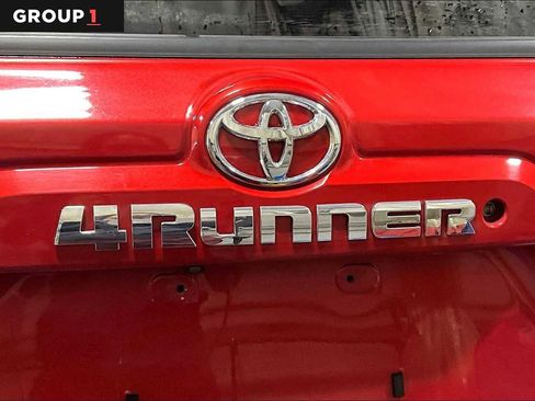 Certified 2018 Toyota 4Runner SR5 image 10