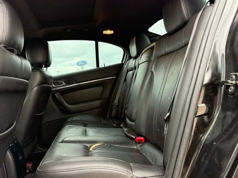 Used 2013 Lincoln MKS image 17