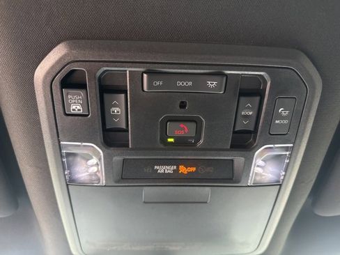 Used 2023 Toyota Tundra Platinum image 37