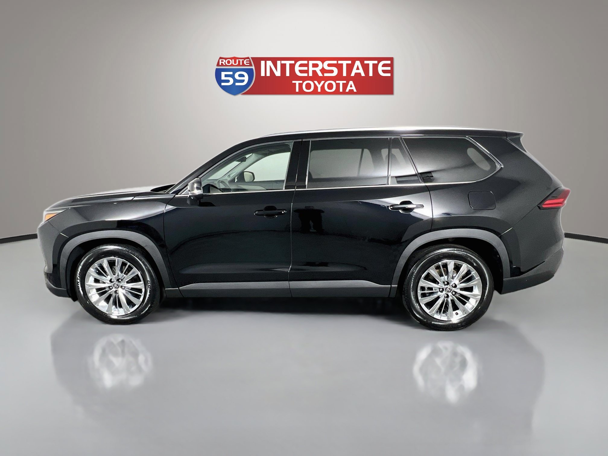 Certified 2025 Toyota Grand Highlander AWD image 4
