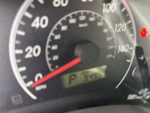 Used 2010 Toyota Corolla LE image 15