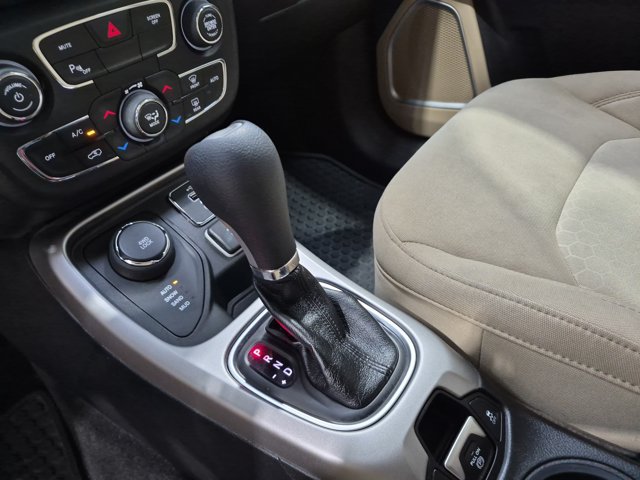 Used 2018 Jeep Compass Sport w/ Tech Group AWD/4WD image 23