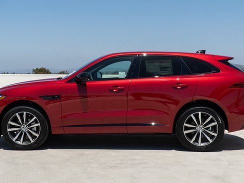 Used 2025 Jaguar F-PACE R-Dynamic S AWD/4WD image 2