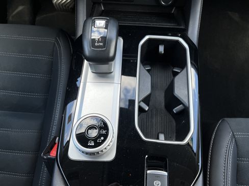 Used 2025 Mitsubishi Outlander SE AWD/4WD image 29