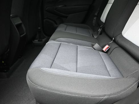 New 2026 Chevrolet Trax LS w/ LS Convenience Package FWD image 16