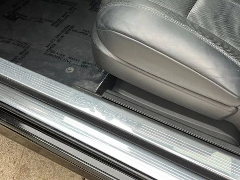 Used 2010 Mercedes-Benz CL 550 4MATIC image 33