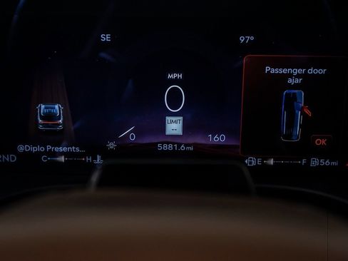 Used 2025 Lincoln Aviator Reserve w/ Equipment Group 201A image 27