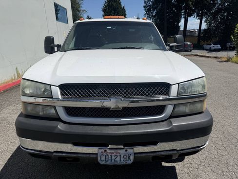 Used 2003 Chevrolet Silverado 2500 LT w/ Skid Plate Package AWD/4WD image 3