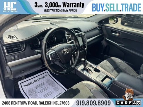 Used 2016 Toyota Camry XSE FWD image 12
