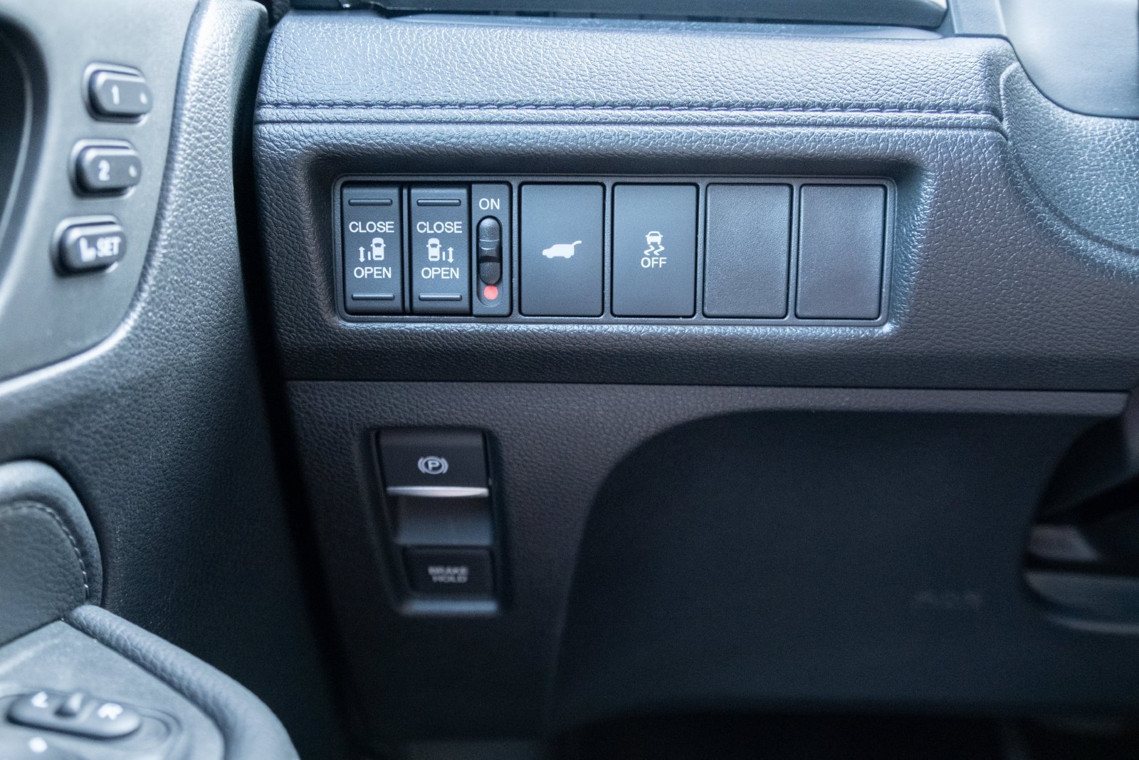 Used 2025 Honda Odyssey EX-L image 11