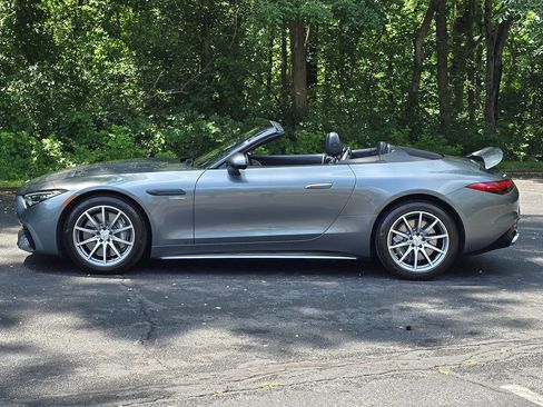 Used 2023 Mercedes-Benz SL 43 AMG w/ Driver Assistance Package image 3