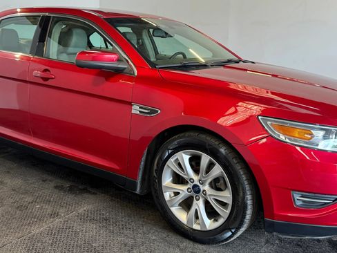 Used 2010 Ford Taurus SEL FWD image 3