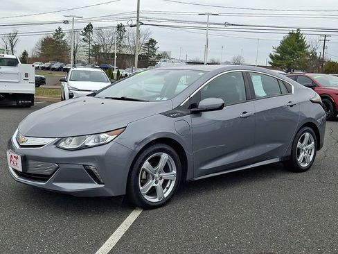 Used 2018 Chevrolet Volt LT w/ Comfort Package image 3