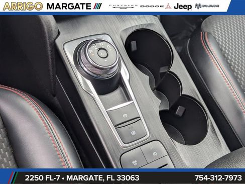 Used 2023 Ford Escape ST-Line FWD image 25