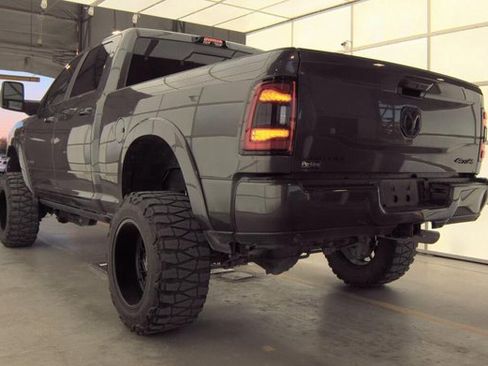 Used 2024 RAM 2500 Limited image 3